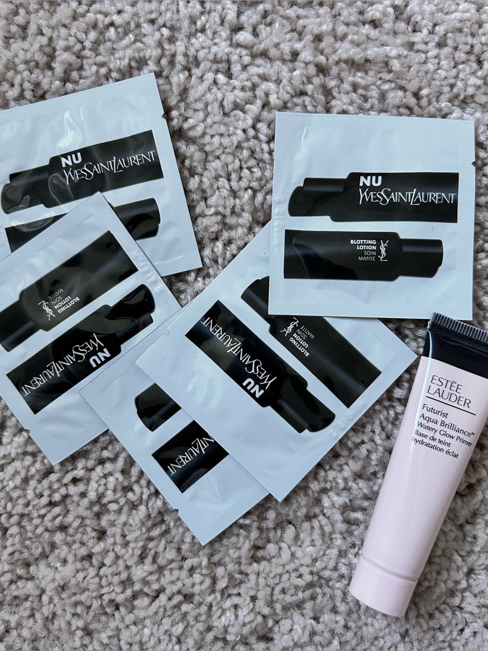 Estée Lauder Futurist aqua glow primer